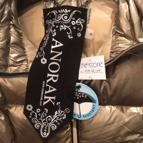 Anorak vest size s gold color - Picture 2 of 3